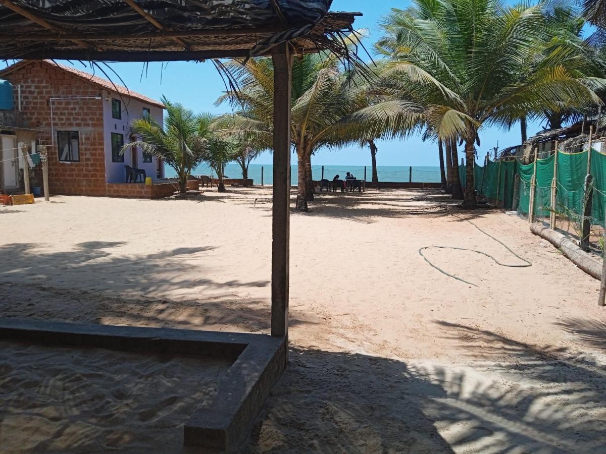 Nisarga Homestay And Beach Resort Gokarna Гокарна Екстериор снимка